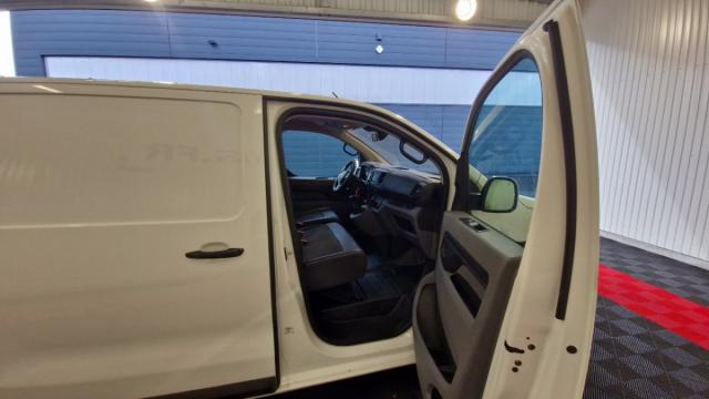 Citroen Jumpy image 2