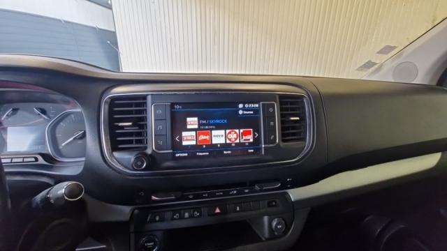 Peugeot Traveller image 3