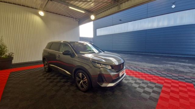 Peugeot 5008 image 2