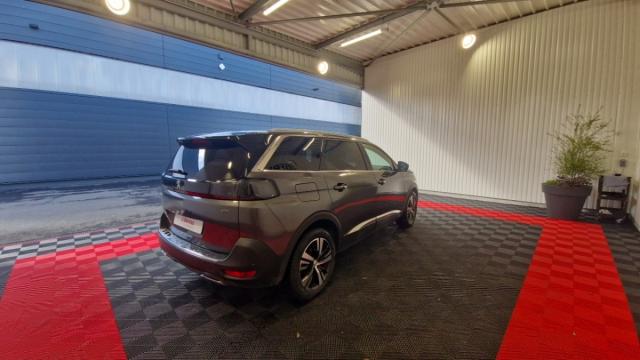 Peugeot 5008 image 8