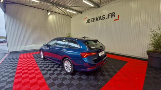 Skoda Octavia image 4