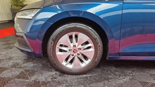 Skoda Octavia image 9