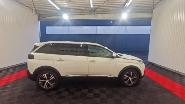 Peugeot 5008 image 6