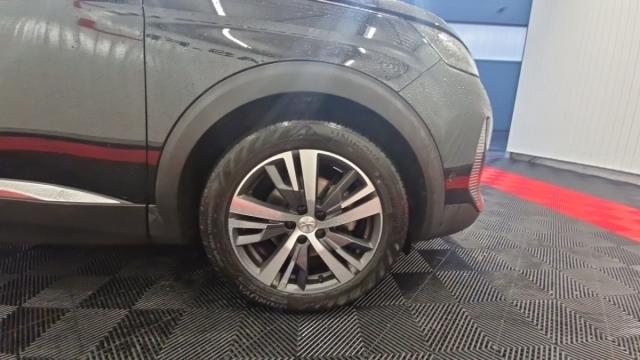 Peugeot 3008 image 2