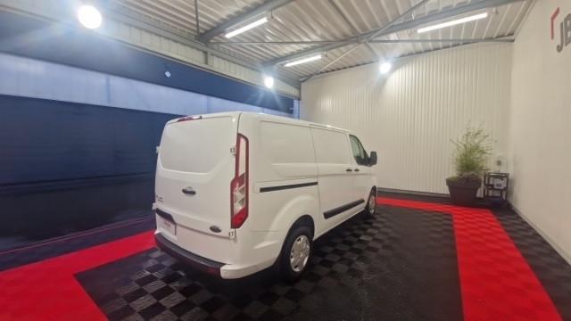 Ford Transit Custom image 5