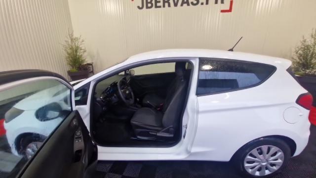 Ford Fiesta image 3