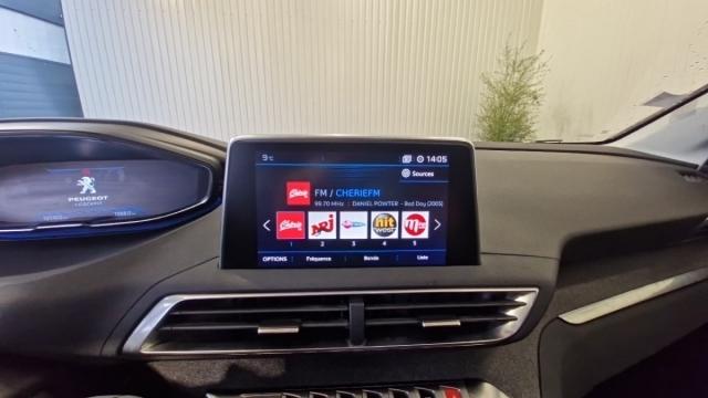 Peugeot 5008 image 2