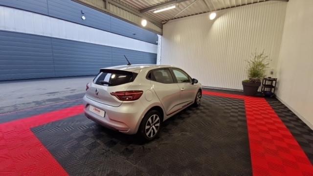 Renault Clio image 8