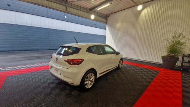 Renault Clio image 6