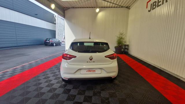 Renault Clio image 9
