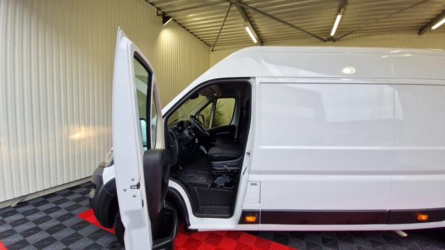 Peugeot Boxer image 6