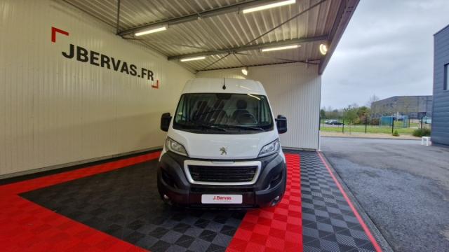 Peugeot Boxer image 2