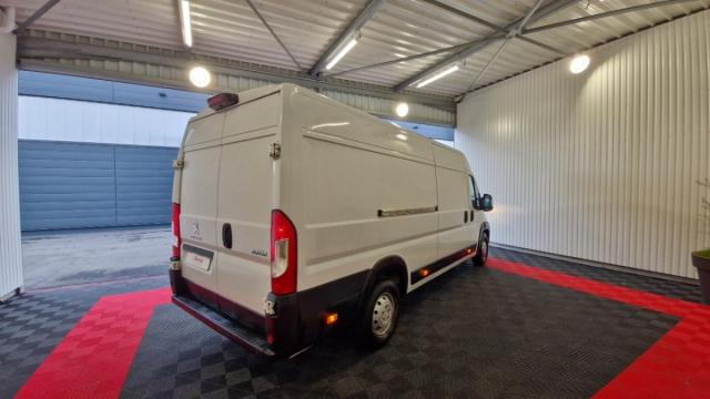 Peugeot Boxer image 4