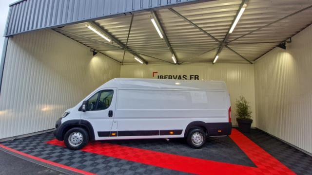 Peugeot Boxer image 3