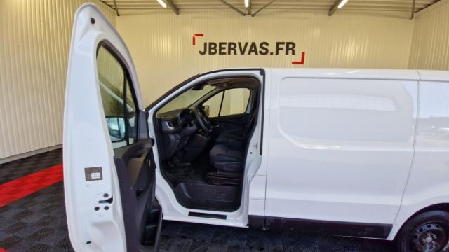 Nissan Primastar image 4