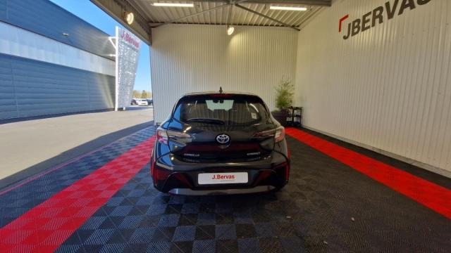 Toyota Corolla image 9