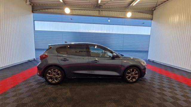 Ford Focus image 7