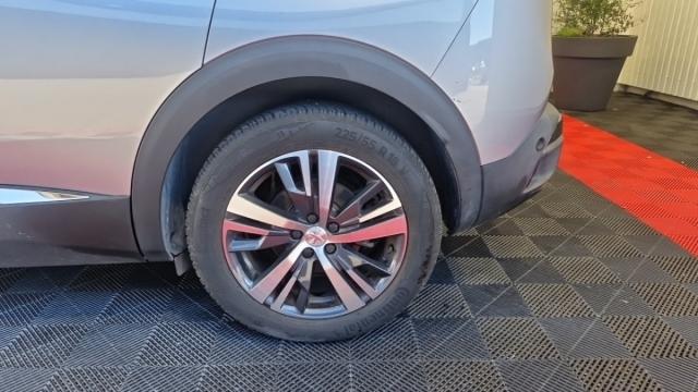 Peugeot 3008 image 2