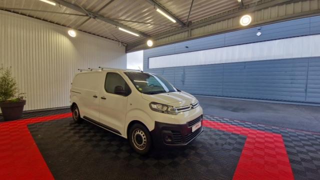 Citroen Jumpy image 9