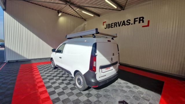 Renault Express Van image 7