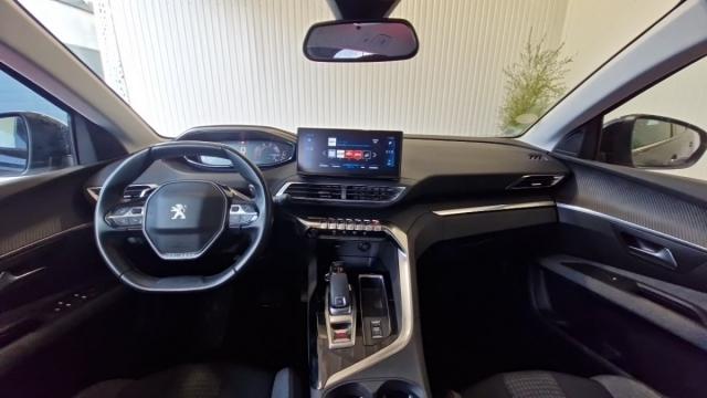 Peugeot 3008 image 8