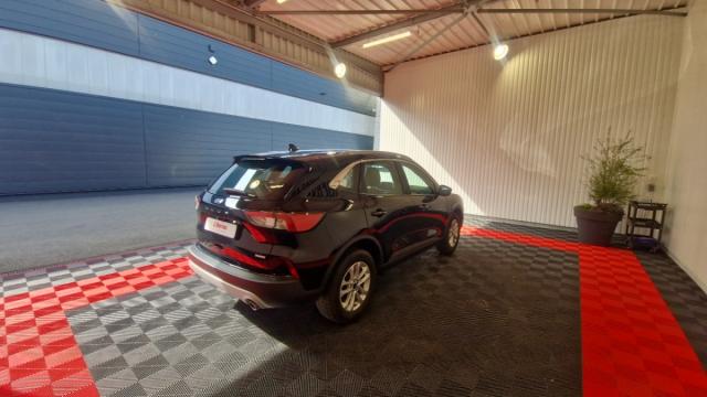 Ford Kuga image 3