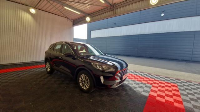 Ford Kuga image 9