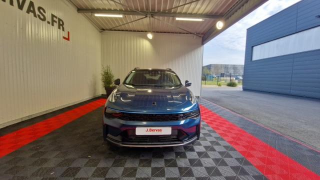 Lynk & Co 01 image 8