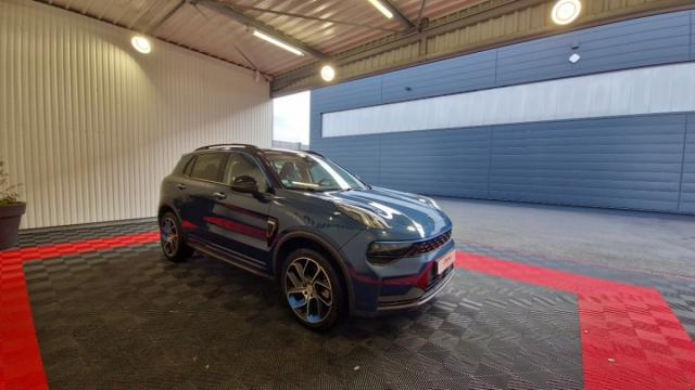 Lynk & Co 01 image 9