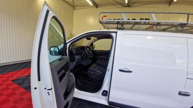 Peugeot Expert image 2