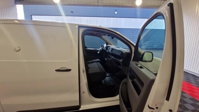 Peugeot Expert image 1