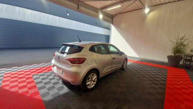 Renault Clio image 1