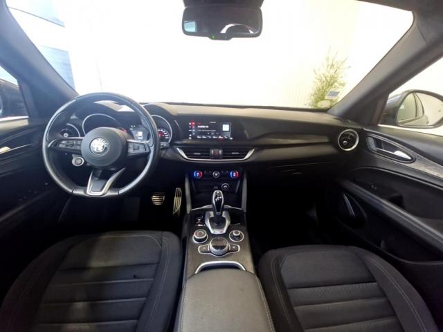 Alfa Romeo Stelvio image 4