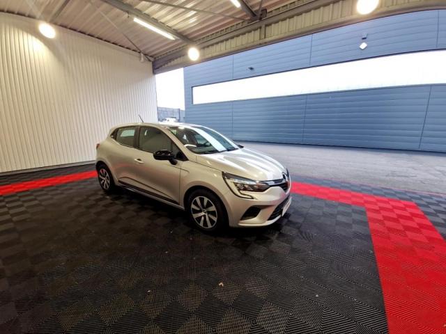 Renault Clio image 9