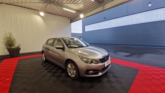 Peugeot 308 image 1