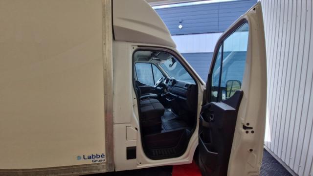 Renault Master image 3