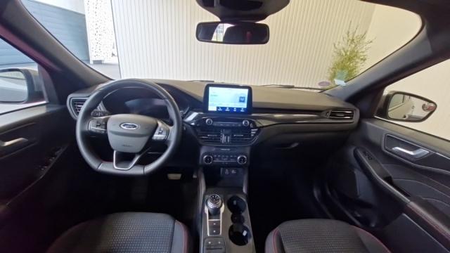 Ford Kuga image 5