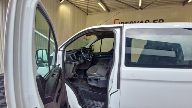 Ford Transit Custom image 8