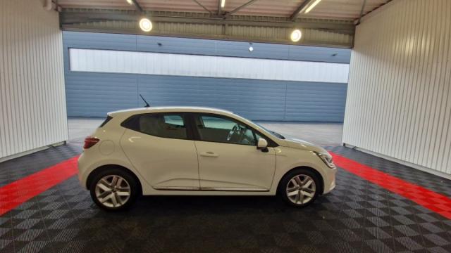 Renault Clio image 8