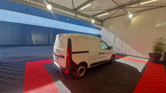 Renault Express Van image 6