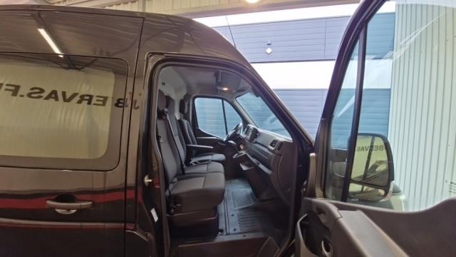 Renault Master image 7