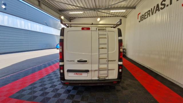 Renault Trafic image 1