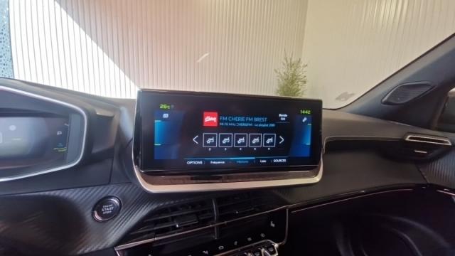 Peugeot 2008 image 6