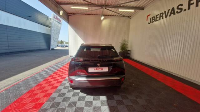 Peugeot 2008 image 2