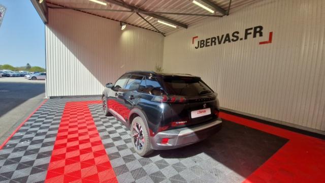 Peugeot 2008 image 8