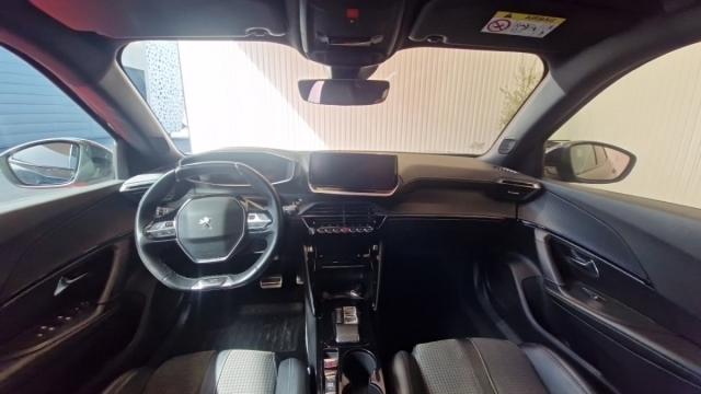 Peugeot 2008 image 4