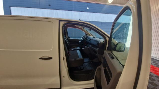 Citroen Jumpy image 9