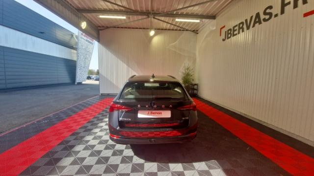 Skoda Octavia image 4