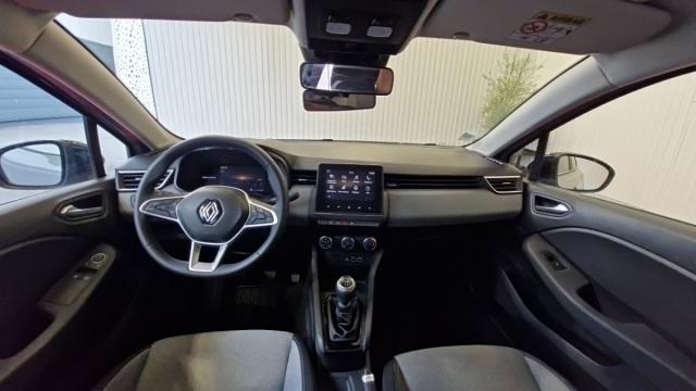Renault Clio image 2