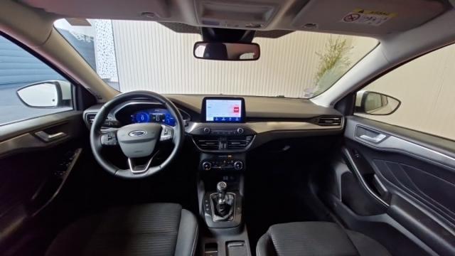 Ford Focus image 9
